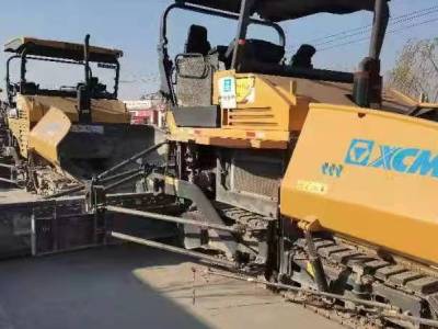 徐工RP953E摊铺机