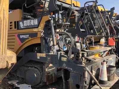 徐工RP953T摊铺机