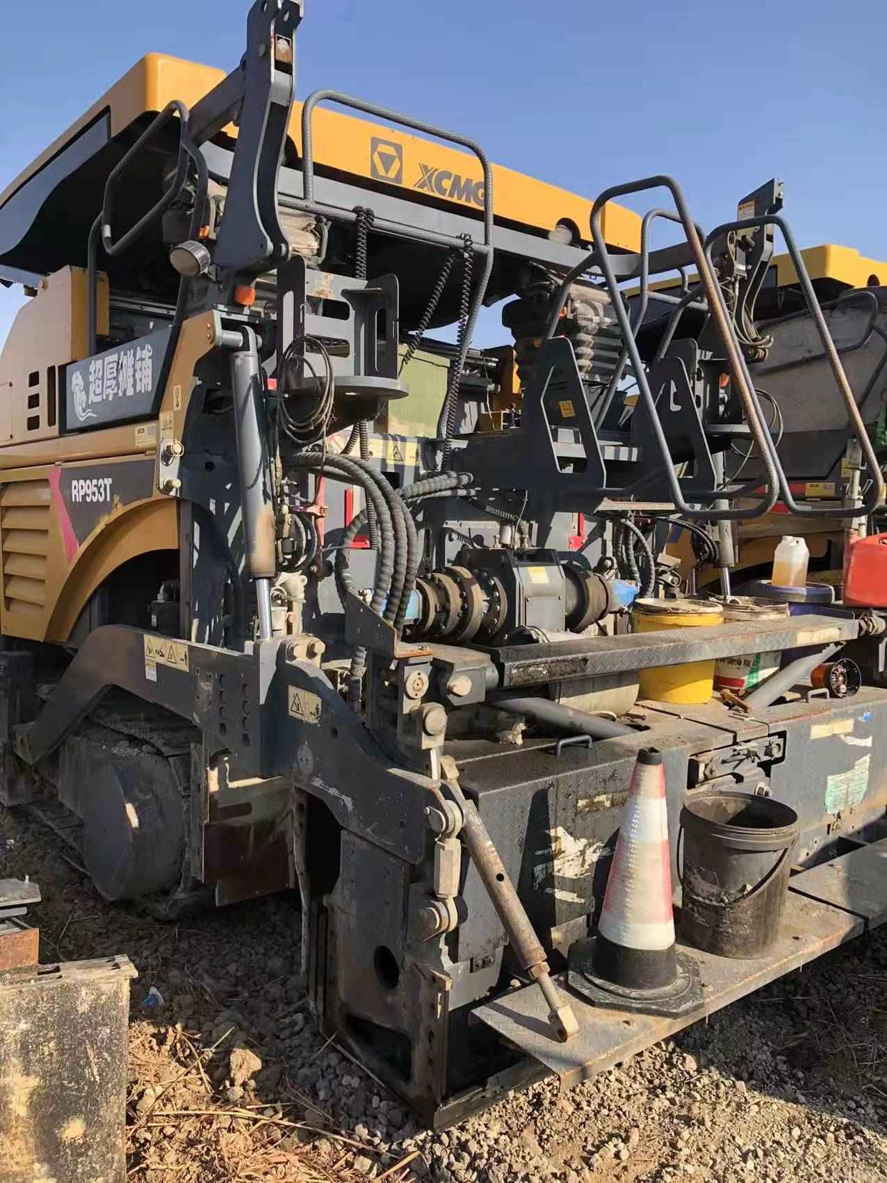 徐工RP953T摊铺机