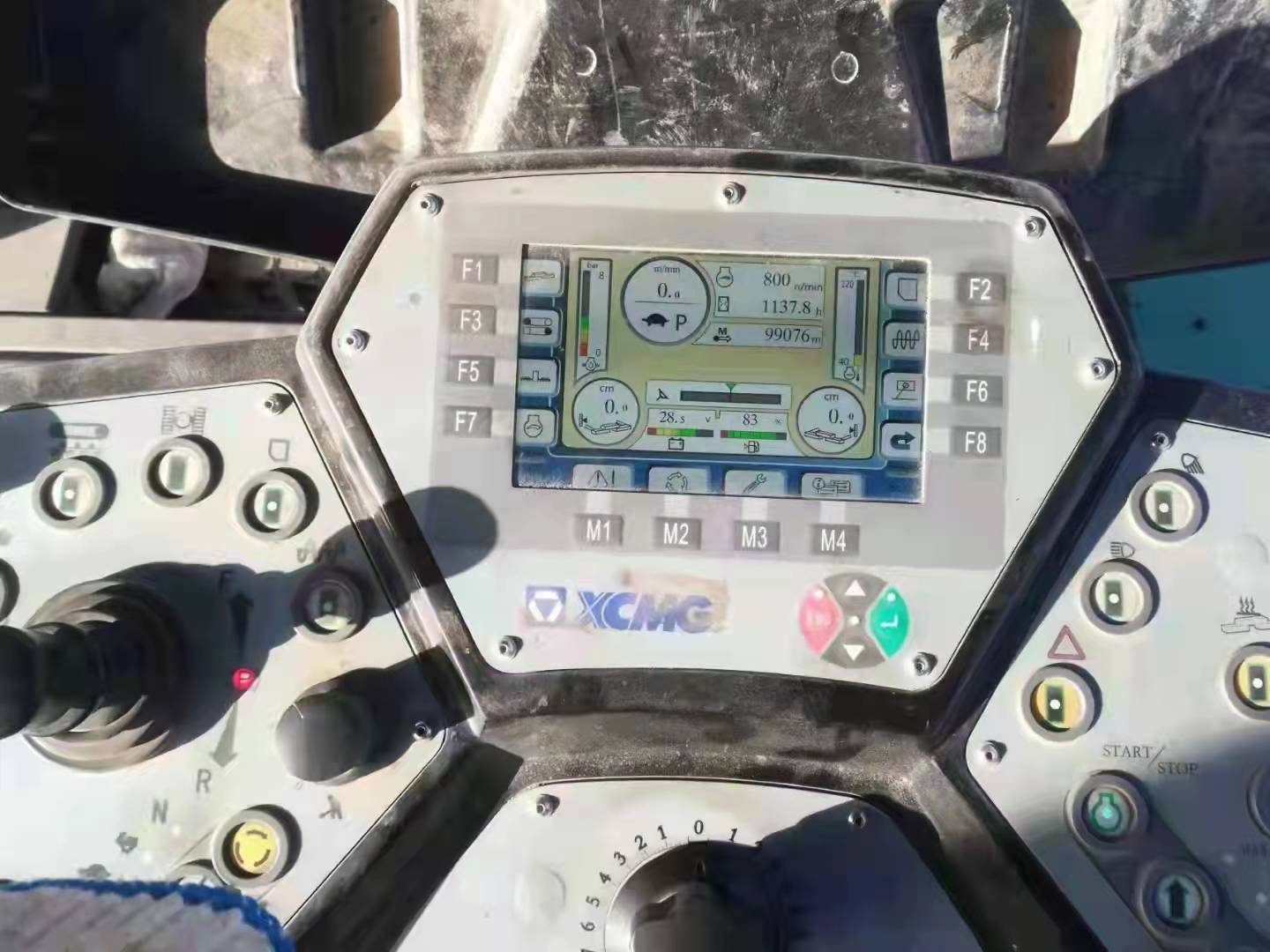 徐工RP953T摊铺机