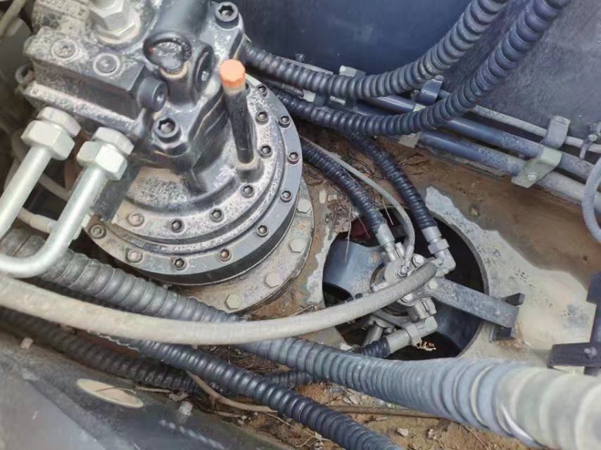 徐工XE370DK履帶式挖掘機