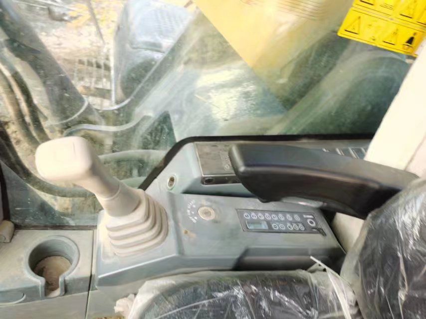 徐工XE370DK履帶式挖掘機