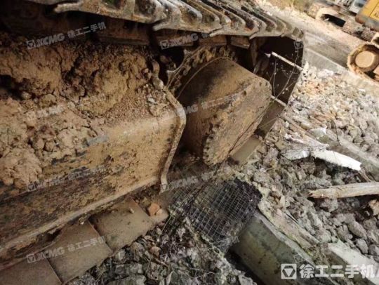 徐工XE370DK履帶式挖掘機