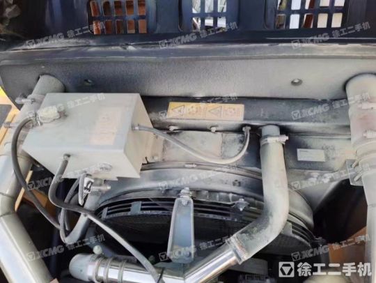徐工XE370DK履帶式挖掘機