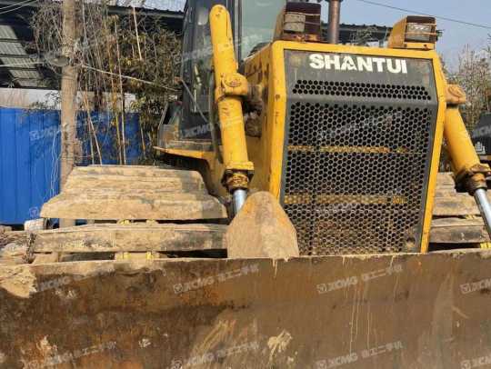 山推SD16L推土机