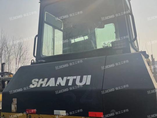 山推SD16L推土机