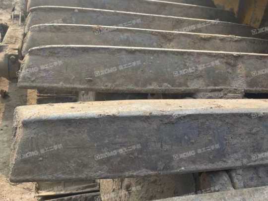 山推SD16L推土机