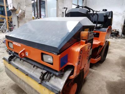 日立ZC35C单钢轮压路机