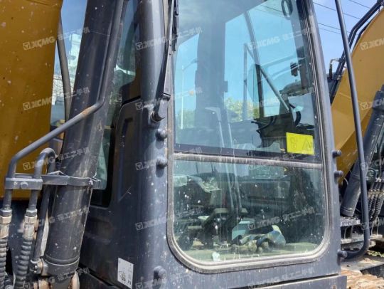 徐工XE135D履带式挖掘机