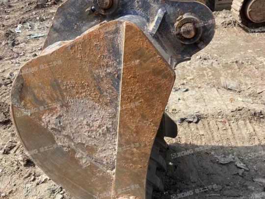 徐工XE135D履带式挖掘机