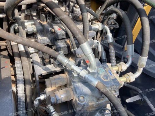 徐工XE135D履带式挖掘机