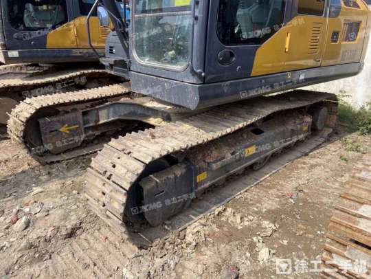 徐工XE135D履带式挖掘机