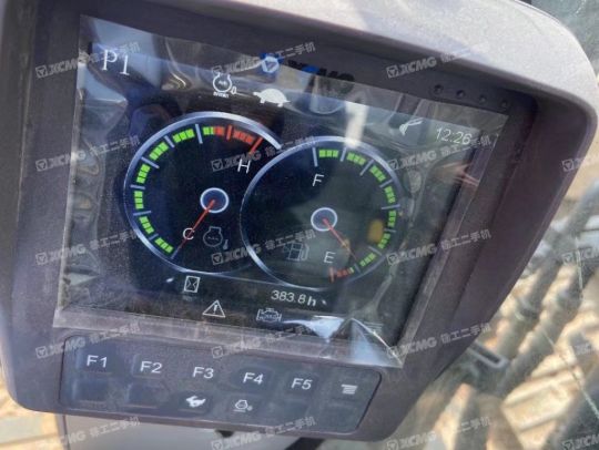 徐工XE135D履带式挖掘机