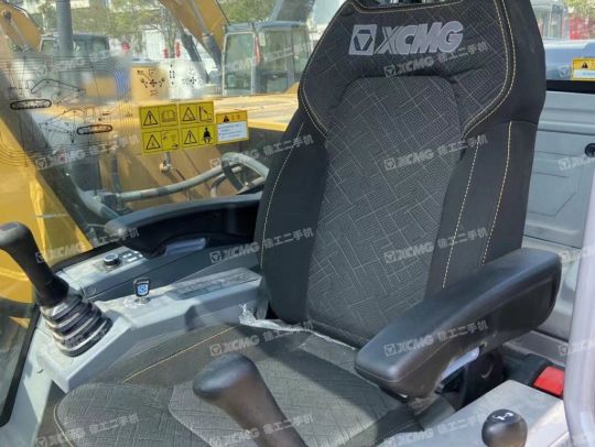 徐工XE135D履带式挖掘机