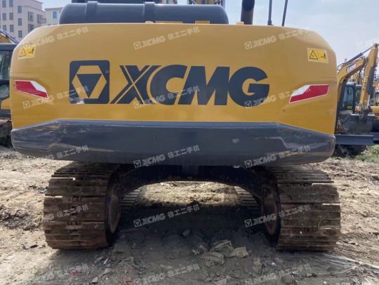 徐工XE135D履带式挖掘机