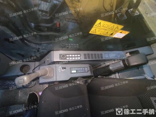 徐工XE370DK履带式挖掘机