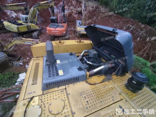 徐工XE370DK履带式挖掘机