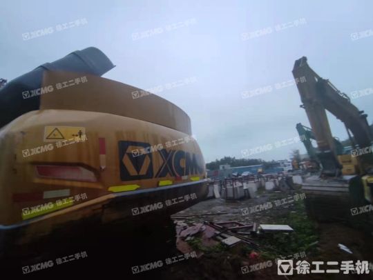 徐工XE370DK履带式挖掘机