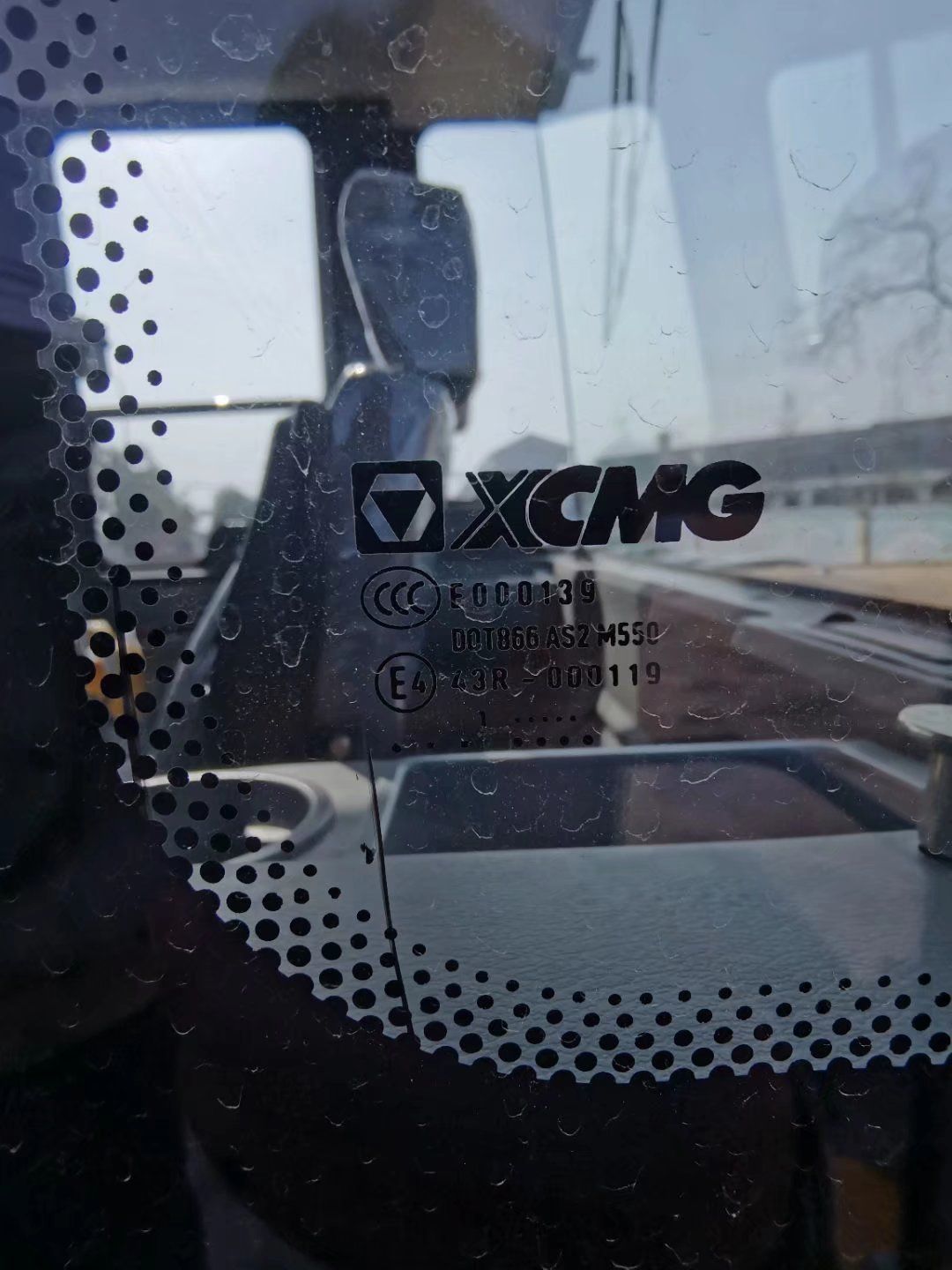 徐工LW500HV轮式装载机