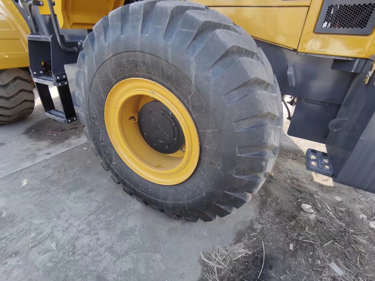 徐工LW500HV轮式装载机