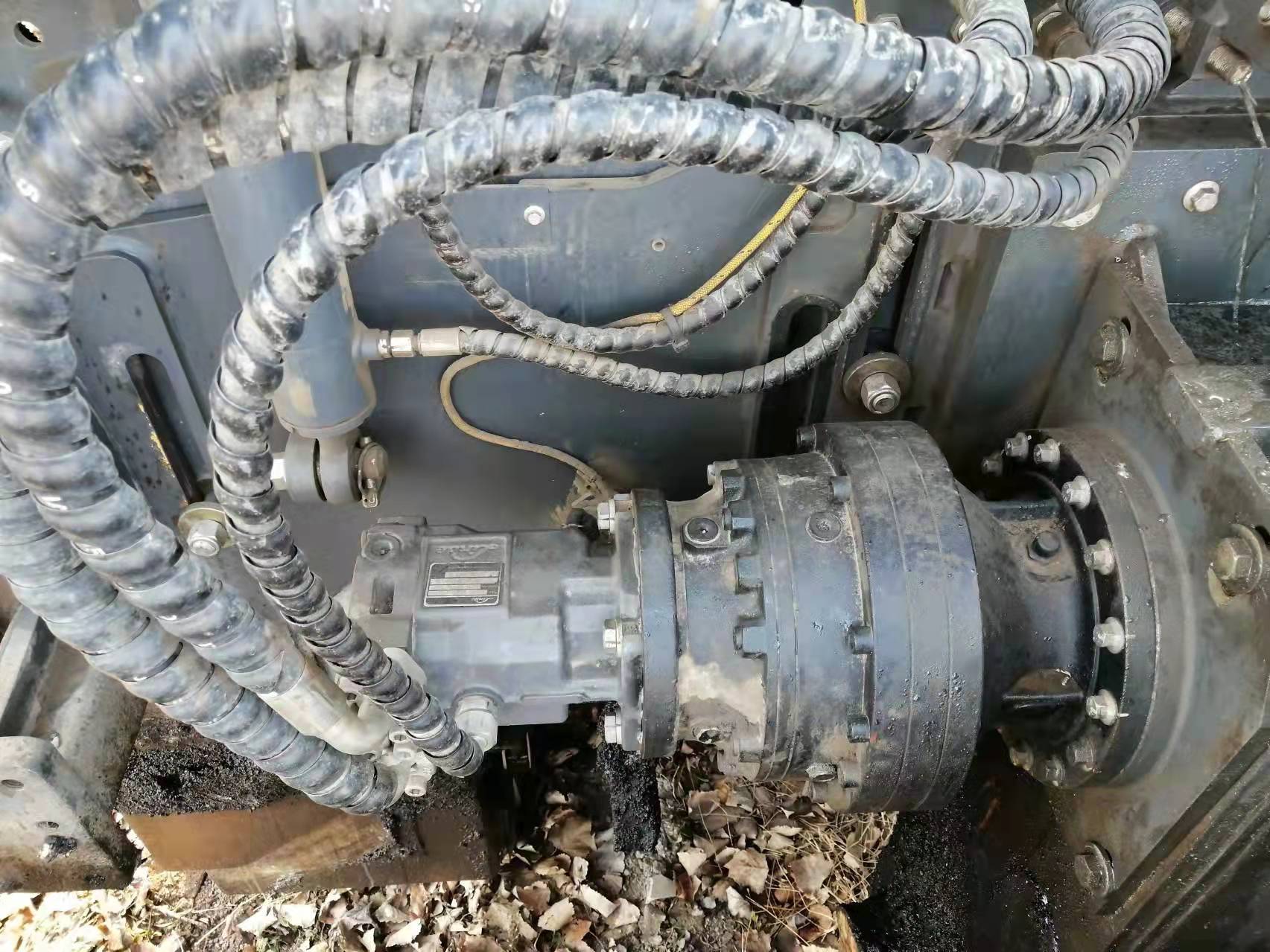 徐工RP1253T摊铺机