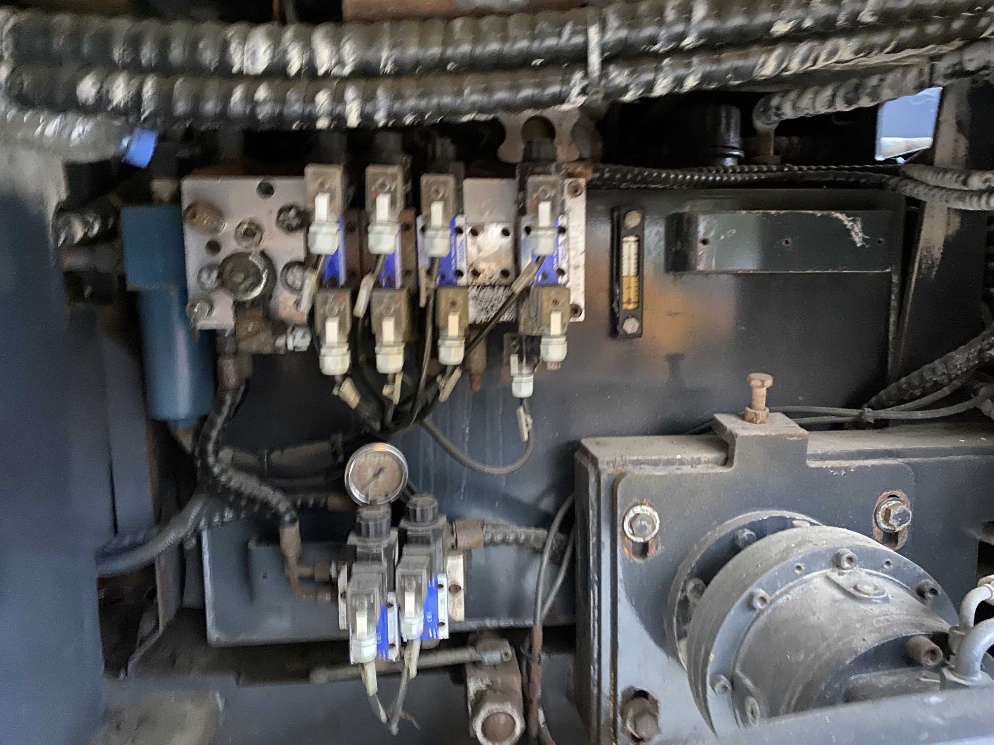 徐工RP953摊铺机