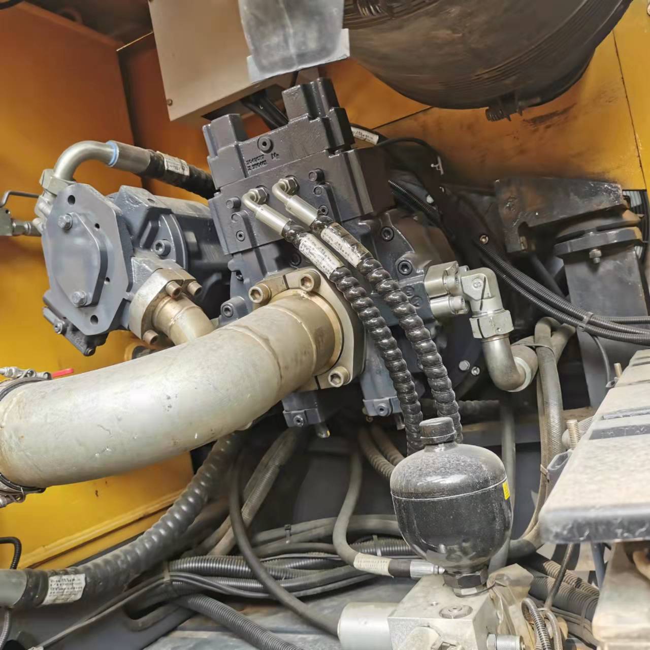 徐工XR280D旋挖钻机