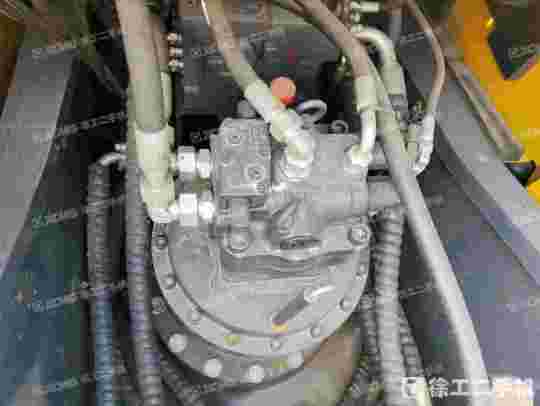 徐工XE305D履带式挖掘机