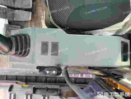 徐工XE305D履带式挖掘机