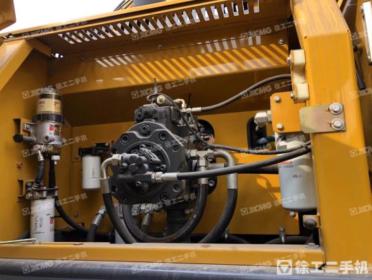 徐工XE400DK履带式挖掘机