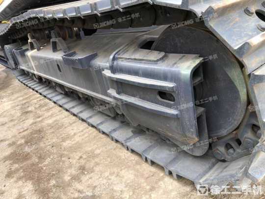 徐工XE400DK履带式挖掘机