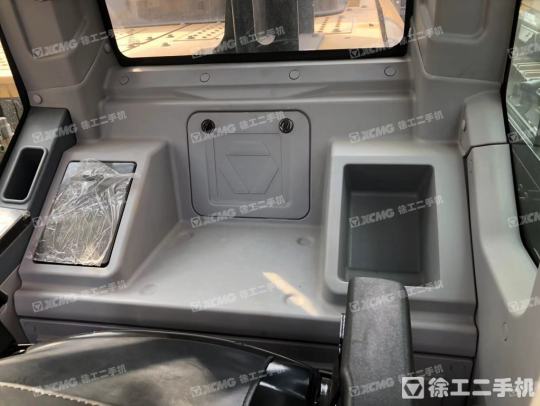 徐工XE400DK履带式挖掘机