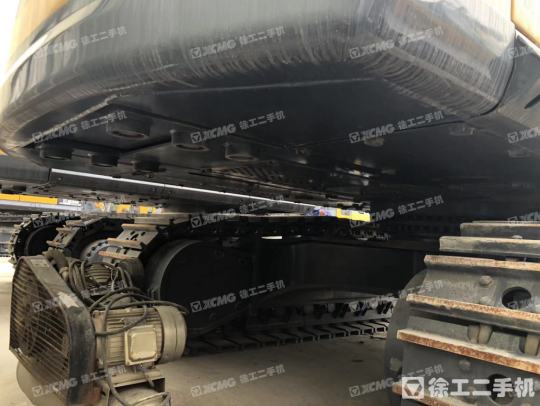 徐工XE470D履带式挖掘机