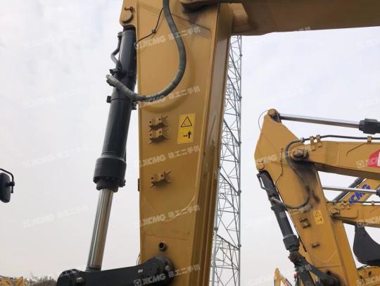 徐工XE470D履带式挖掘机