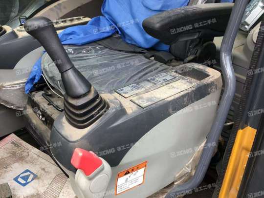 徐工XE470D履带式挖掘机