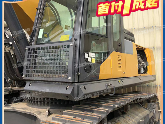 徐工XE470D履带式挖掘机