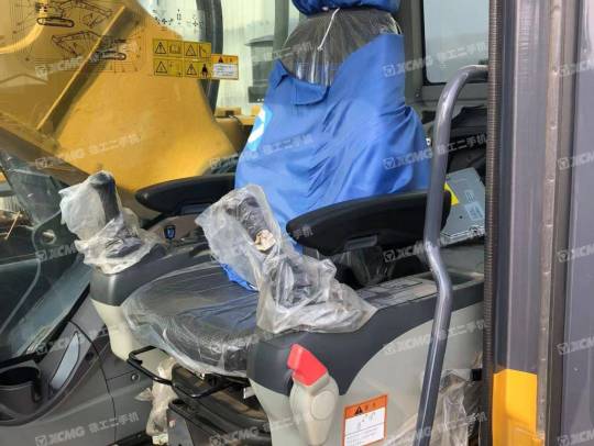 徐工XE470D履带式挖掘机