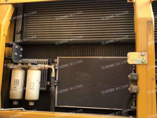 徐工XE470D履带式挖掘机