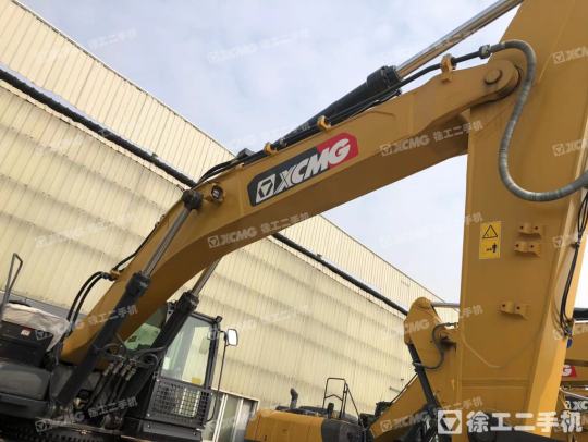 徐工XE470D履带式挖掘机