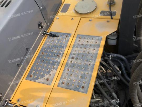 徐工XE470D履带式挖掘机