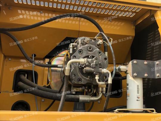 徐工XE470D履带式挖掘机