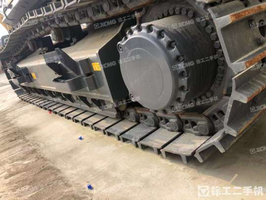 徐工XE470D履带式挖掘机