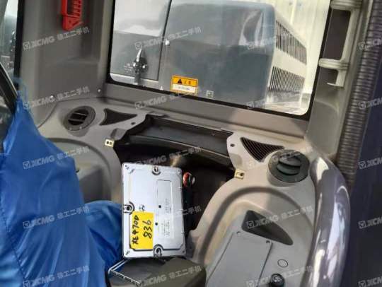 徐工XE470D履带式挖掘机