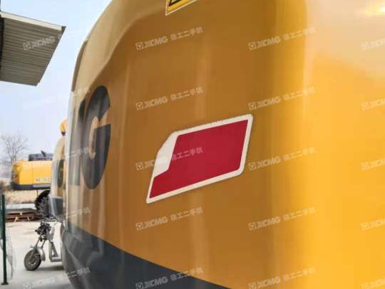 徐工XE470D履带式挖掘机