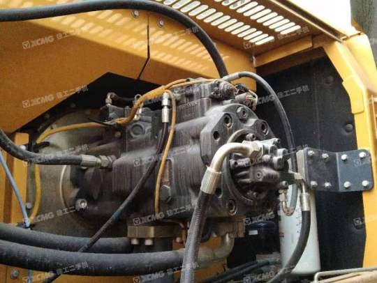 徐工XE470D履带式挖掘机