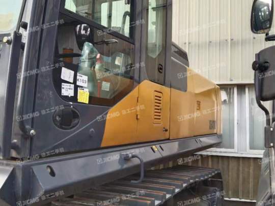 徐工XE470D履带式挖掘机