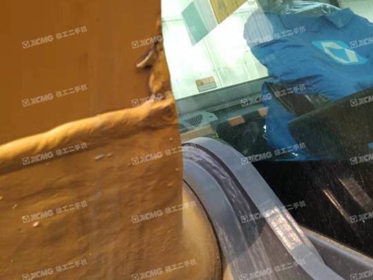 徐工XE470D履带式挖掘机