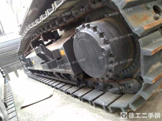 徐工XE470D履带式挖掘机
