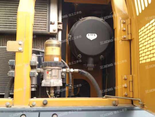 徐工XE470D履带式挖掘机