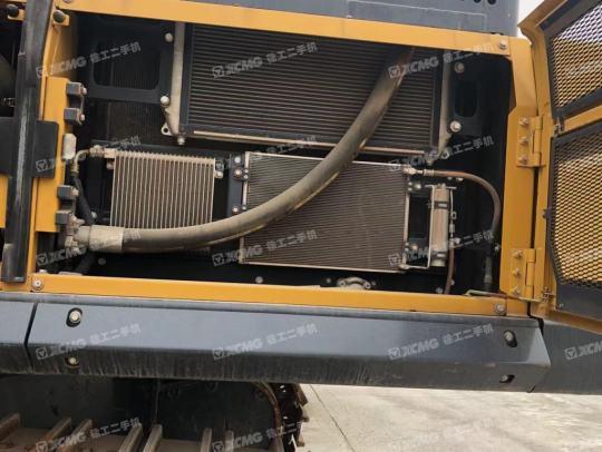 徐工XE490DK履带式挖掘机